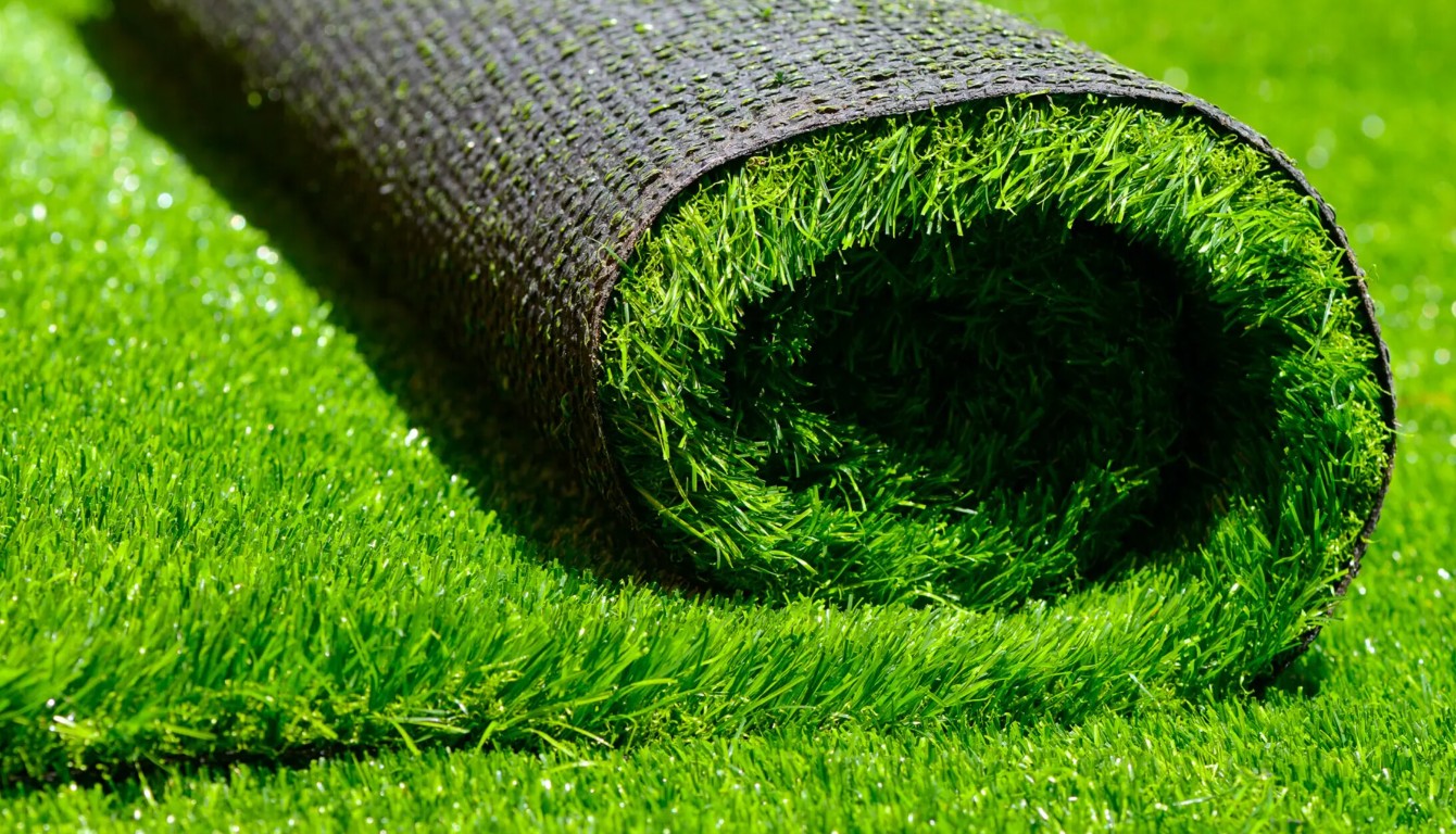 High-quality artificial grass roll ready for installation in Weston, FL
